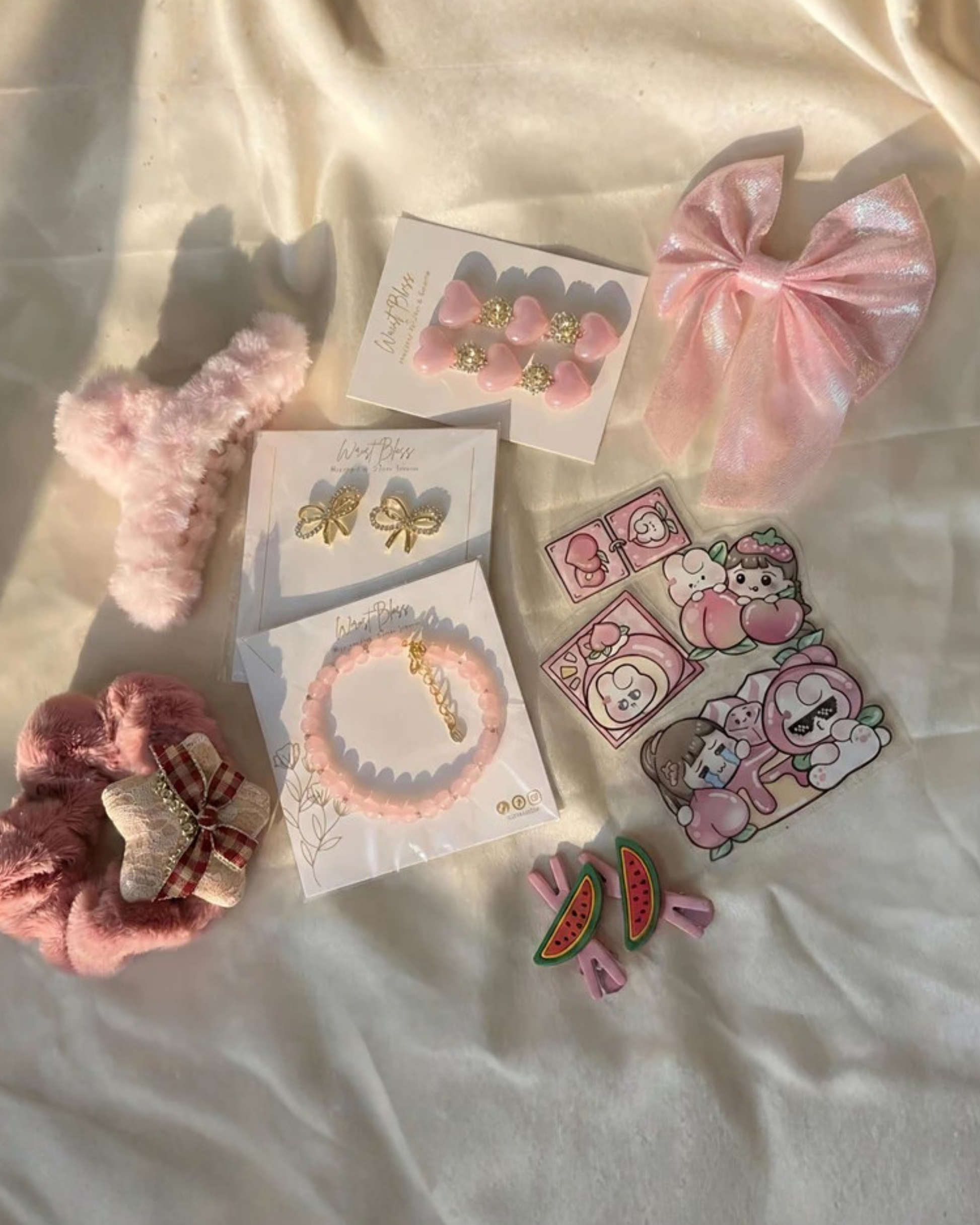 Rosy Luxe Delight jewelry gift hamper