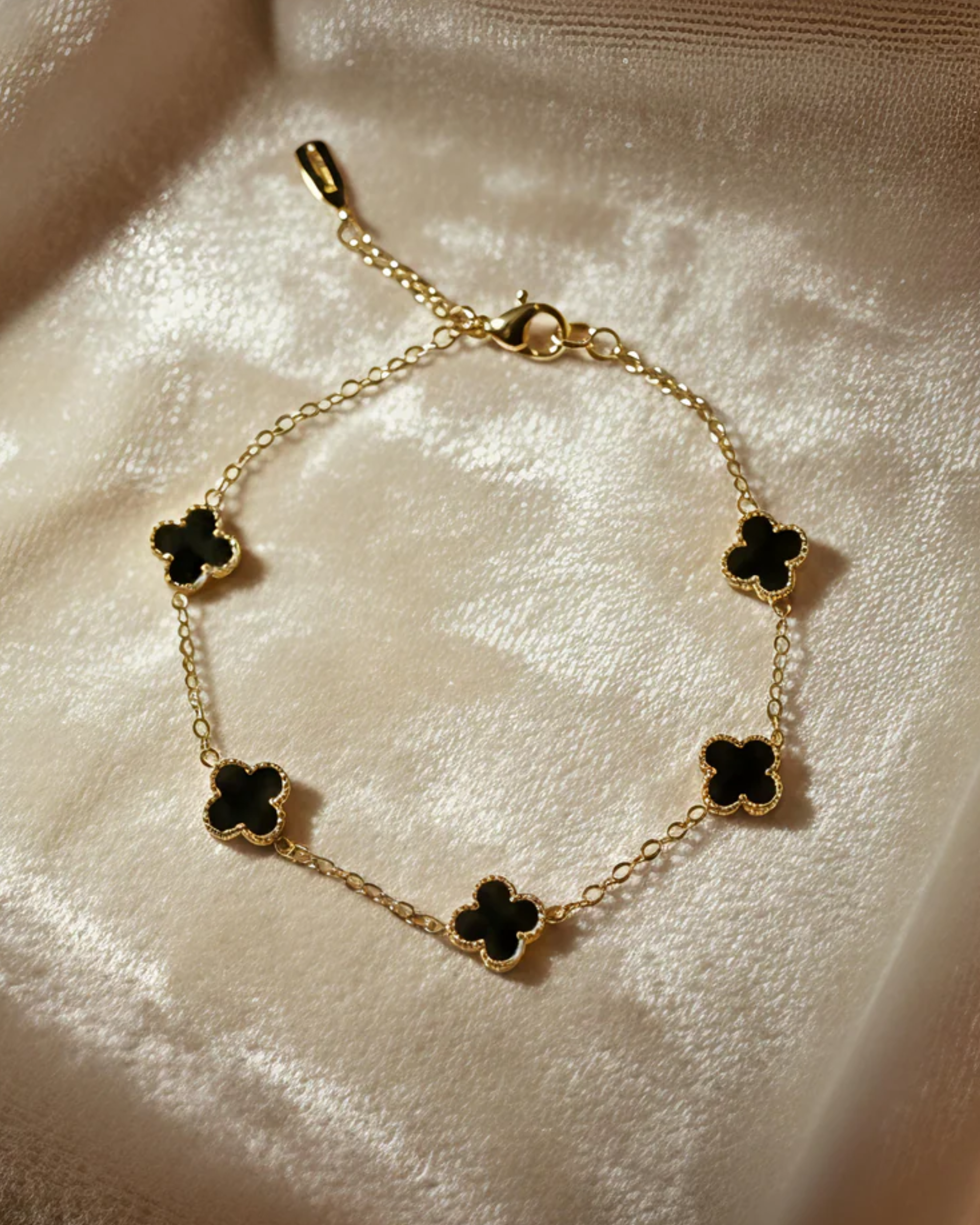 midnight noir clover bracelet anti tarnish gold chain