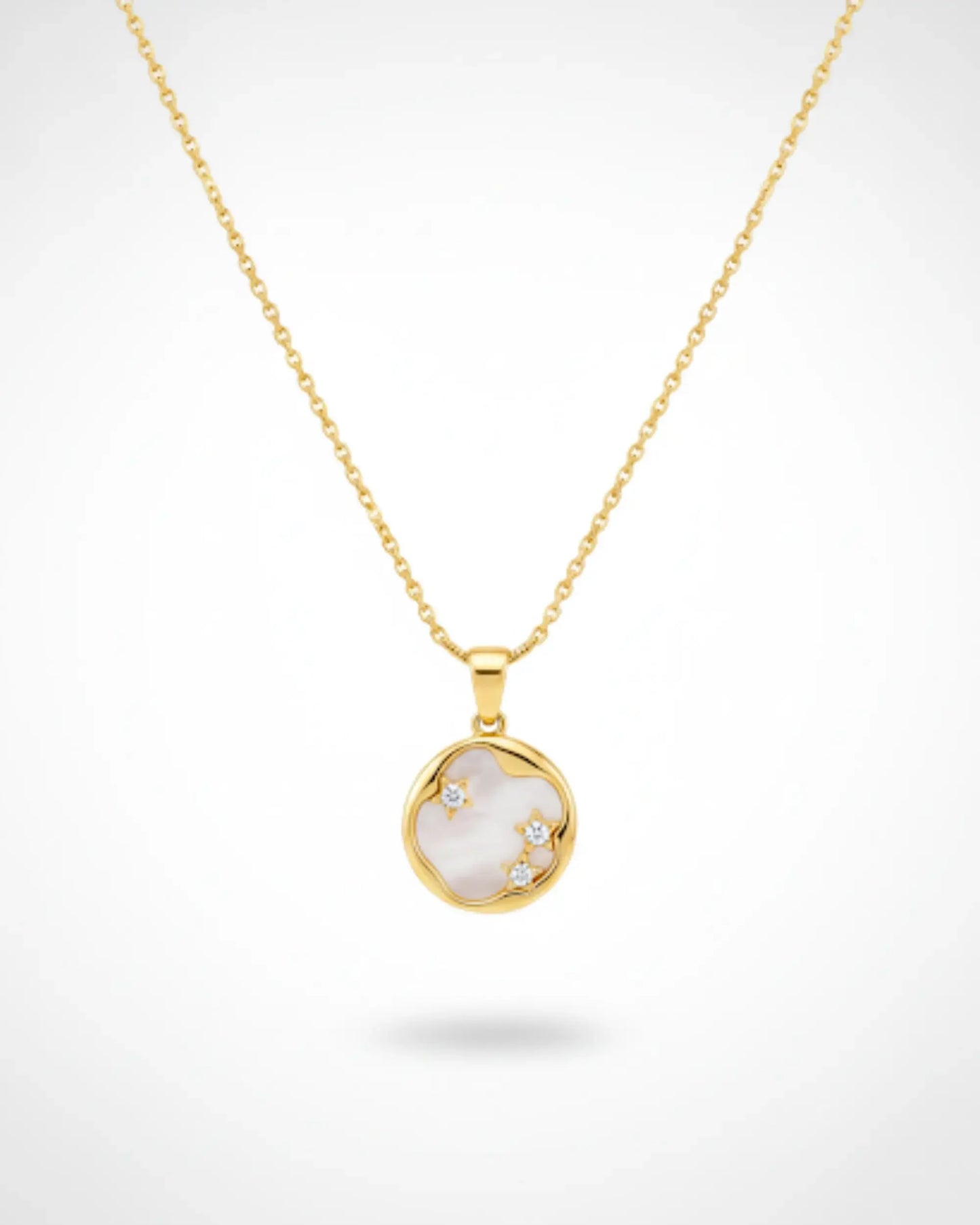 round gold star necklace pendant